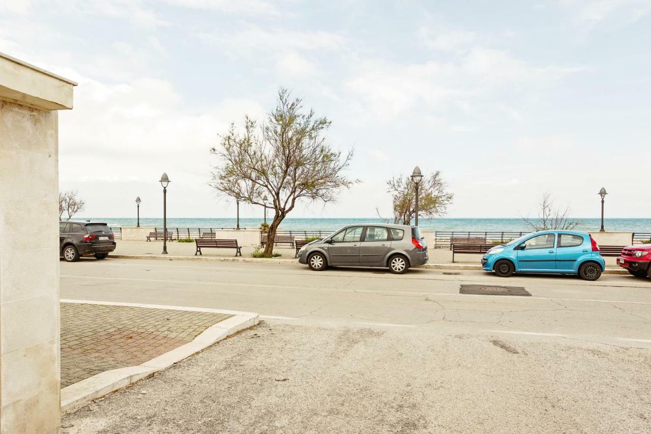 Bari Airport Seaview Apartment Exterior photo